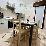 Casa Elena 2 아파트