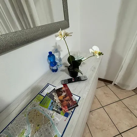 Casa Vacanza Da Elena 2 - Trilocale A 2Km Da Veronafiere * Верона